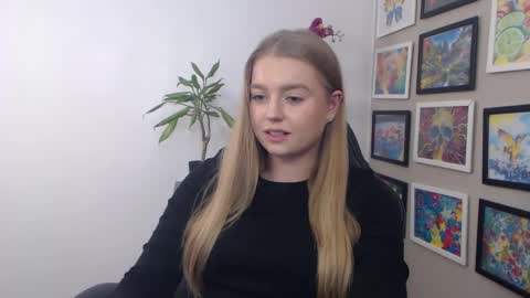 Snapshot of mysteryericax chatting on 20, 12, 2024 Erica online show from 20, 12, 2024