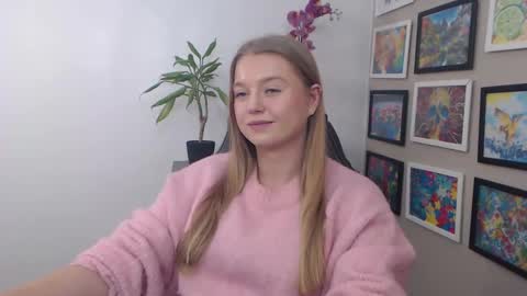 Snapshot of mysteryericax chatting on 21, 12, 2024 Erica online show from 21, 12, 2024