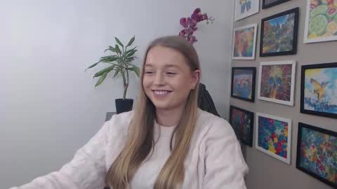 Snapshot of mysteryericax chatting on 30, 12, 2024 Erica online show from 30, 12, 2024