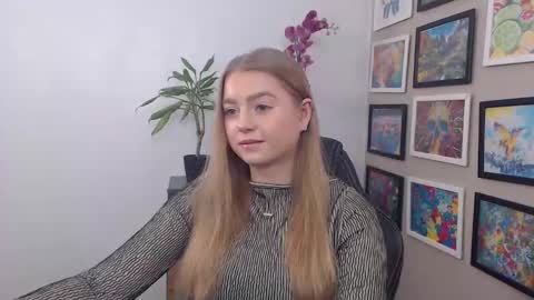 Snapshot of mysteryericax chatting on 9, 1, 2025 Erica online show from 9, 1, 2025