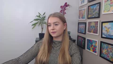 Snapshot of mysteryericax chatting on 9, 1, 2025 Erica online show from 9, 1, 2025