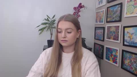 Snapshot of mysteryericax chatting on 10, 1, 2025 Erica online show from 10, 1, 2025