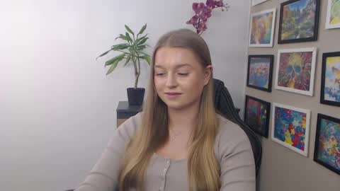 Snapshot of mysteryericax chatting on 15, 1, 2025 Erica online show from 15, 1, 2025