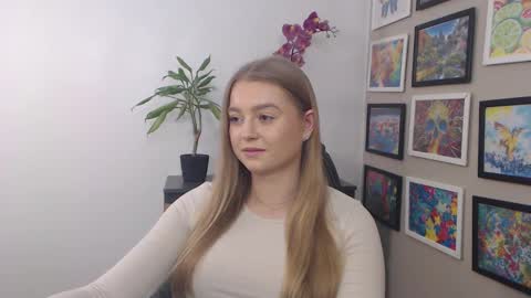 Snapshot of mysteryericax chatting on 24, 1, 2025 Erica online show from 24, 1, 2025