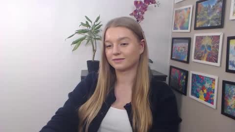 Snapshot of mysteryericax chatting on 29, 1, 2025 Erica online show from 29, 1, 2025