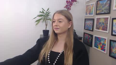 Snapshot of mysteryericax chatting on 30, 1, 2025 Erica online show from 30, 1, 2025