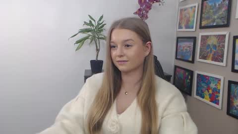 Snapshot of mysteryericax chatting on 31, 1, 2025 Erica online show from 31, 1, 2025