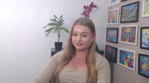 Snapshot of mysteryericax chatting on 4, 2, 2025 Erica online show from 4, 2, 2025