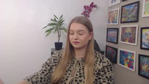 Snapshot of mysteryericax chatting on 6, 2, 2025 Erica online show from 6, 2, 2025