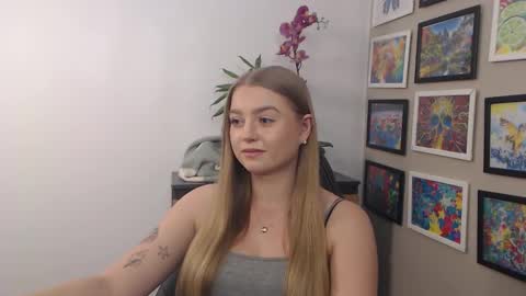 Snapshot of mysteryericax chatting on 10, 2, 2025 Erica online show from 10, 2, 2025