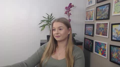 Snapshot of mysteryericax chatting on 20, 2, 2025 Erica online show from 20, 2, 2025