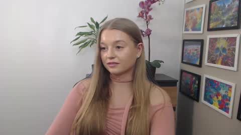 Snapshot of mysteryericax chatting on 10, 3, 2025 Erica online show from 10, 3, 2025