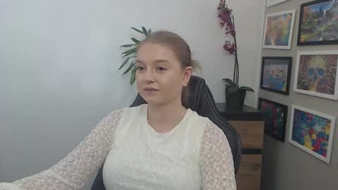 Snapshot of mysteryericax chatting on 24, 9, 2025 Erica online show from 24, 9, 2025