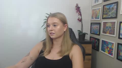 Snapshot of mysteryericax chatting on 7, 10, 2025 Erica online show from 7, 10, 2025