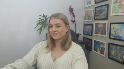 Snapshot of mysteryericax chatting on 22, 10, 2025 Erica online show from 22, 10, 2025