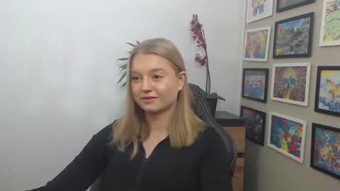 Snapshot of mysteryericax chatting on 3, 11, 2025 Erica online show from 3, 11, 2025