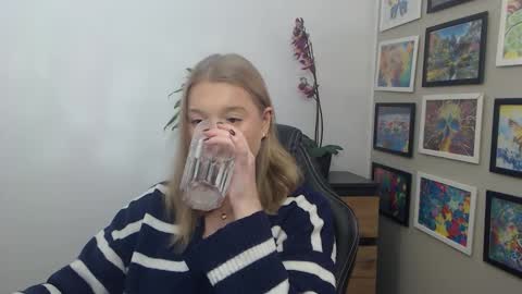 Erica online show from 27, 11, 2025