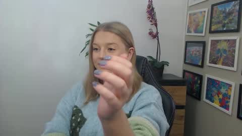 Erica online show from 5, 12, 2025