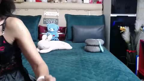 Snapshot of mysteryroom chatting on 15, 11, 2025 Shine online show from 15, 11, 2025