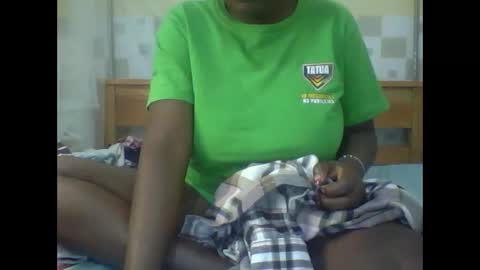 Snapshot of mystic_linna chatting on 3, 10, 2025 mystic_linna online show from 3, 10, 2025