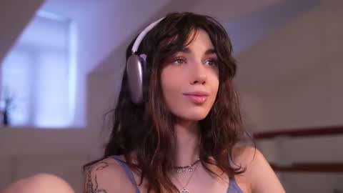 Snapshot of mystica_ chatting on 15, 10, 2025 MILLI online show from 15, 10, 2025