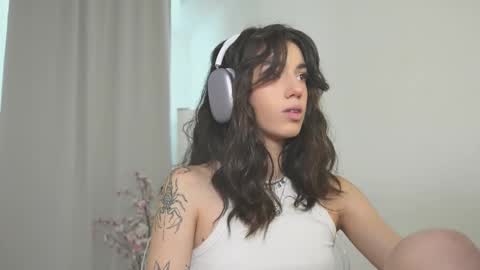 Snapshot of mystica_ chatting on 17, 10, 2025 MILLI online show from 17, 10, 2025