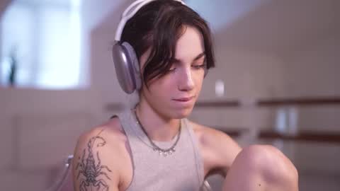 Snapshot of mystica_ chatting on 14, 11, 2025 MILLI online show from 14, 11, 2025