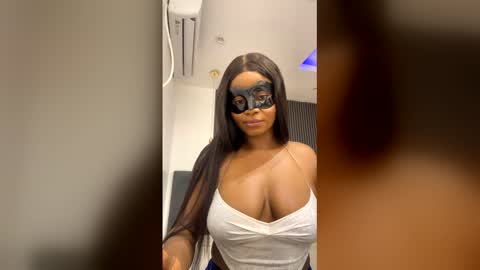 Snapshot of mysticalee1 chatting on 3, 12, 2025 BIG BOOTY MYSTICA LEE online show from 3, 12, 2025