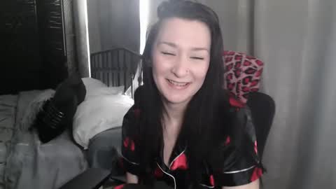 MysticMuse online show from 7, 3, 2025