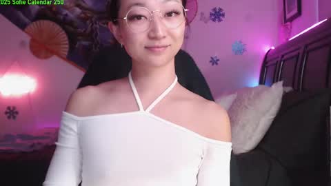 MySweetSofie online show from 5, 1, 2025