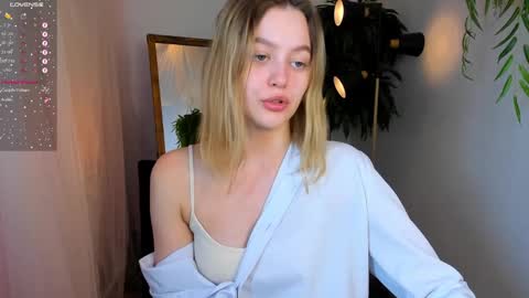 Snapshot of n0_nude chatting on 24, 1, 2025 Eva online show from 24, 1, 2025