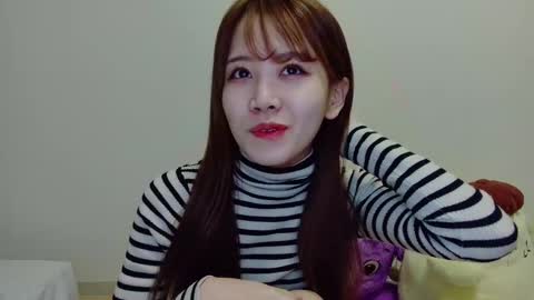 Snapshot of n_hibiki chatting on 5, 3, 2025 n_hibiki online show from 5, 3, 2025