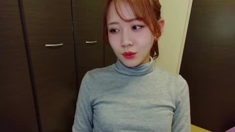 Snapshot of n_hibiki chatting on 10, 3, 2025 n_hibiki online show from 10, 3, 2025