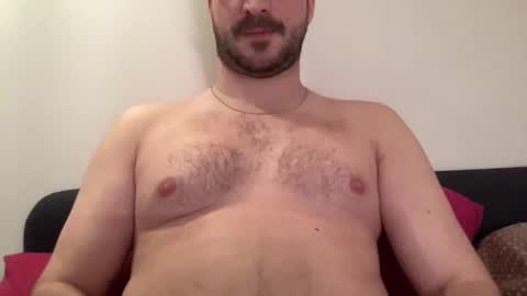 Snapshot of n_matt89 chatting on 18, 12, 2024 n_matt89 online show from 18, 12, 2024