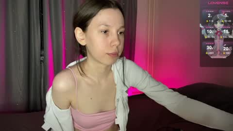 Vanessa and Julia  online show from 23, 1, 2025