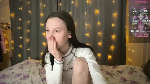 Vanessa and Julia  online show from 10, 2, 2025