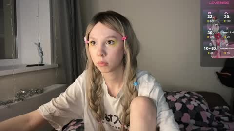 Vanessa and Julia  online show from 26, 2, 2025