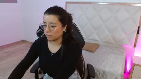TARA online show from 5, 10, 2025