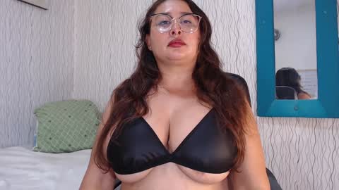Nadia online show from 19, 12, 2024