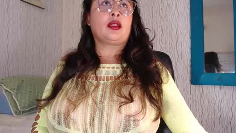 Nadia online show from 4, 10, 2025