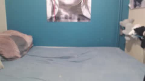 nadinnnea online show from 30, 10, 2025