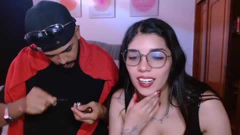 naduu__xx online show from 6, 12, 2024