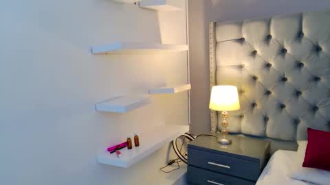 Nahia  online show from 6, 11, 2025