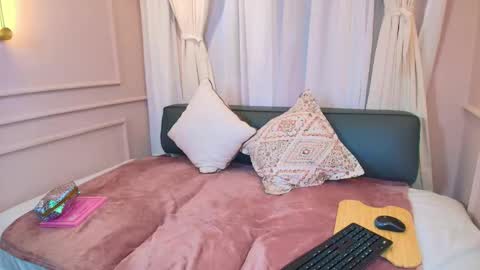 Nahomi online show from 22, 10, 2025