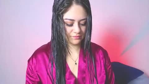 Nahomi  online show from 25, 3, 2026