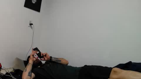 nahuel704203 online show from 17, 11, 2025