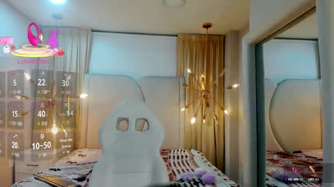 Snapshot of nai_blue chatting on 30, 9, 2025 nai_blue online show from 30, 9, 2025