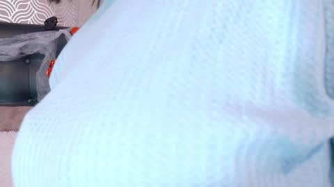 Snapshot of naiaramasson_ chatting on 20, 10, 2025 naiaramasson_ online show from 20, 10, 2025