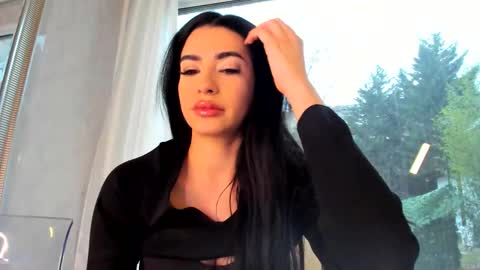 Naila online show from 1, 2, 2026