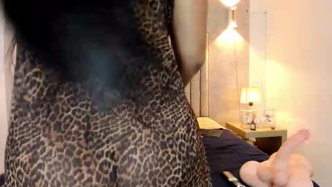 Snapshot of naisharousell chatting on 11, 11, 2025 Naisha Rousell online show from 11, 11, 2025